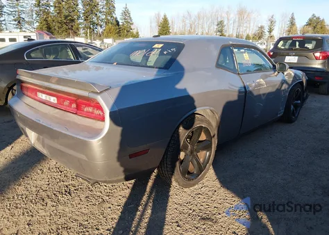 2013 Dodge Challenger Sxt z USA, uszkodzony, nr VIN 2C3CDYAG6DH651814